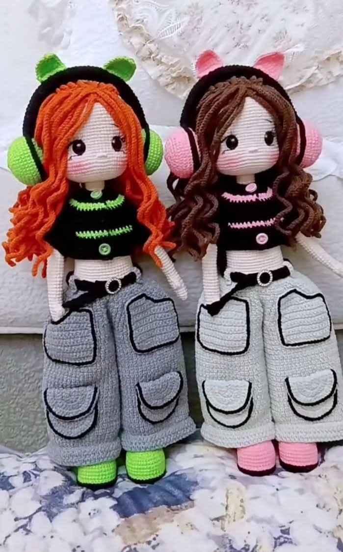 En este momento estás viendo muñeca amigurumis con vaqueros
